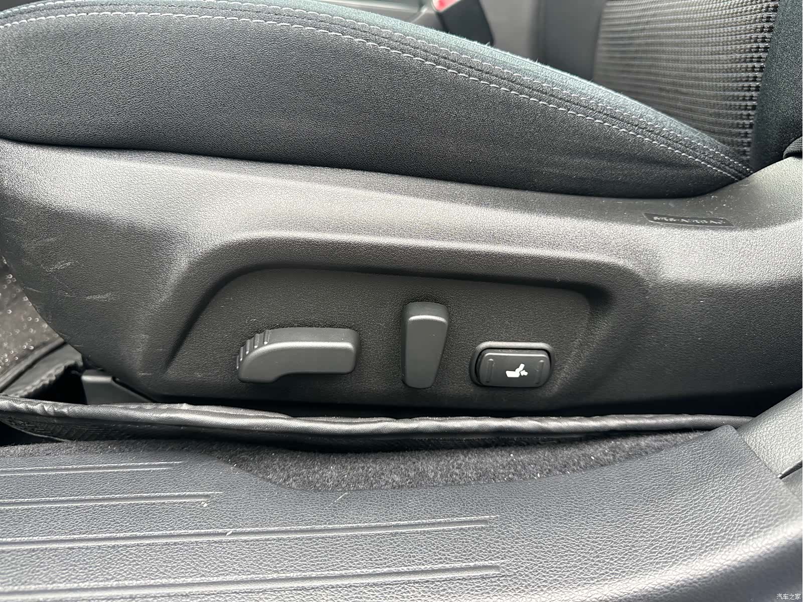 Subaru Legacy, 2021 12