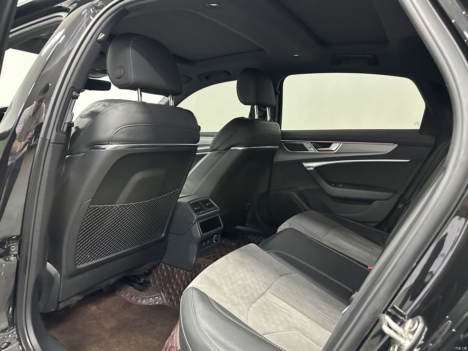 Audi A6L, 2023 15
