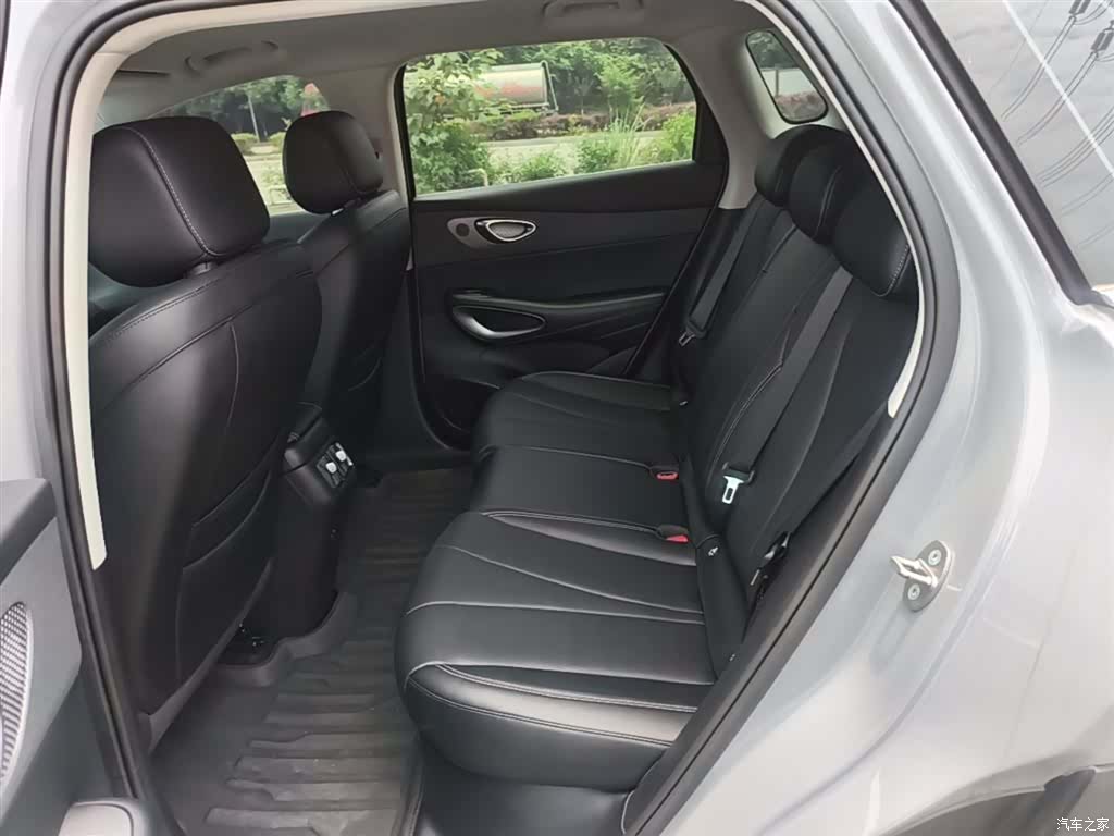 BYD HiAce, 2025 17