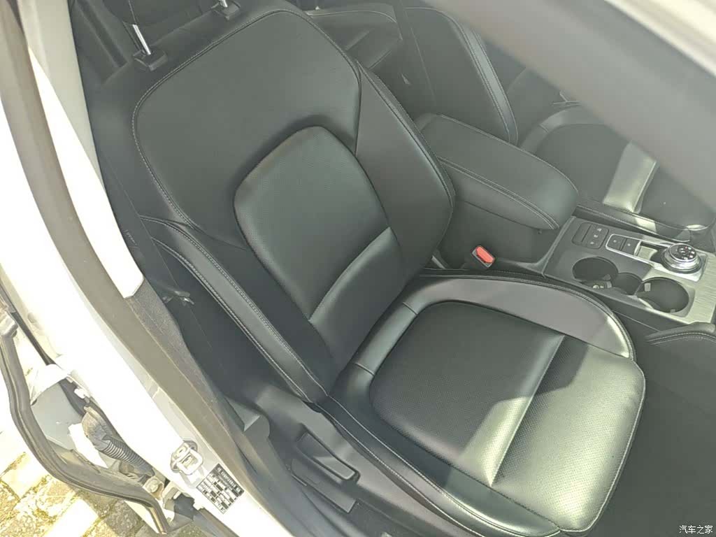 Ford Focus, 2022 25