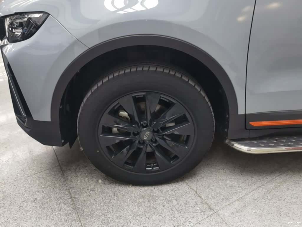 Geely Boyue, 2022 25