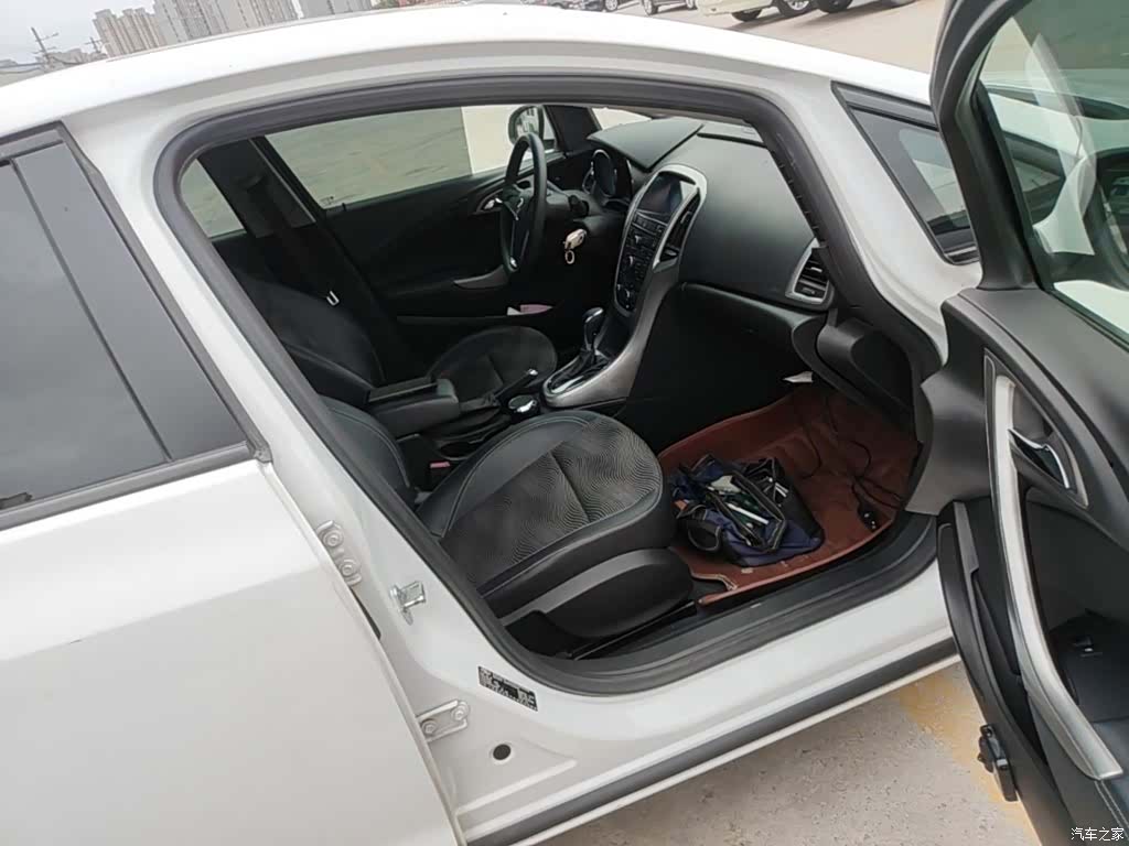 Buick XT, 2015 25