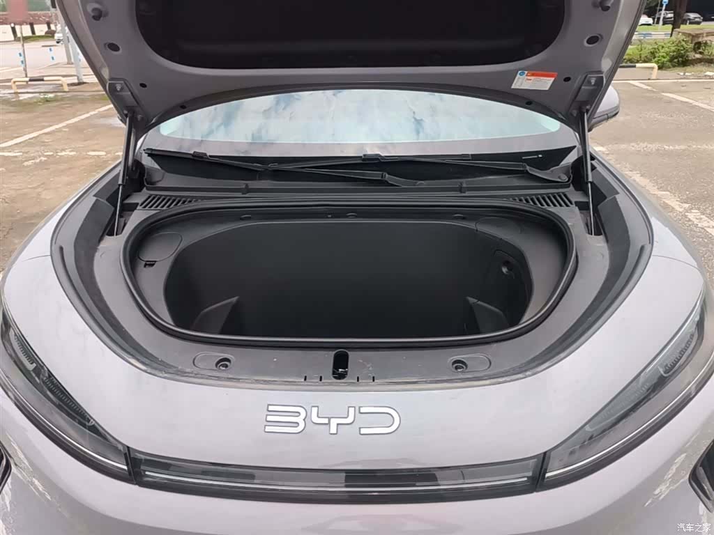 BYD HiAce, 2025 20