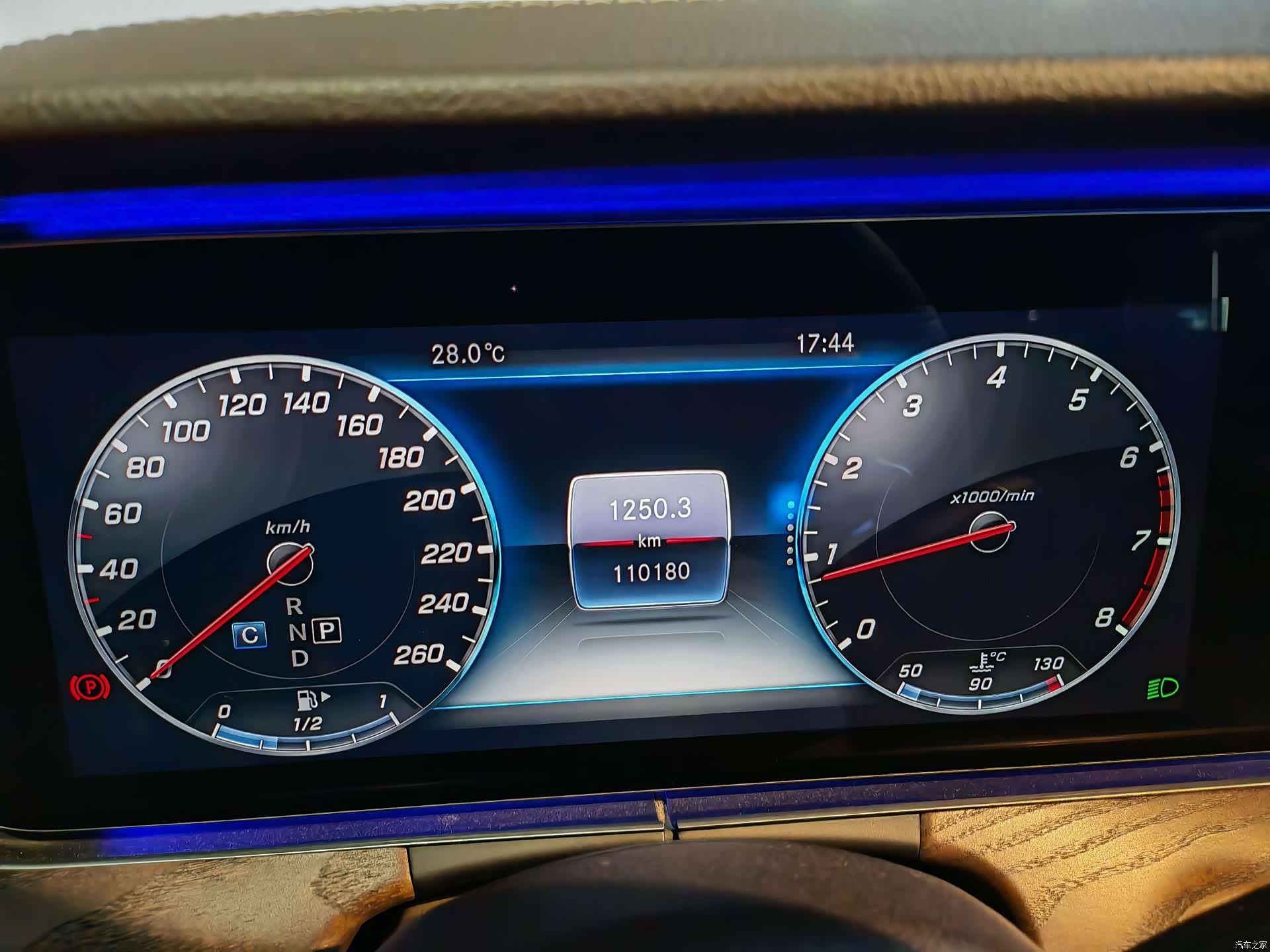 Mercedes-Benz E-Class, 2017 все фото
