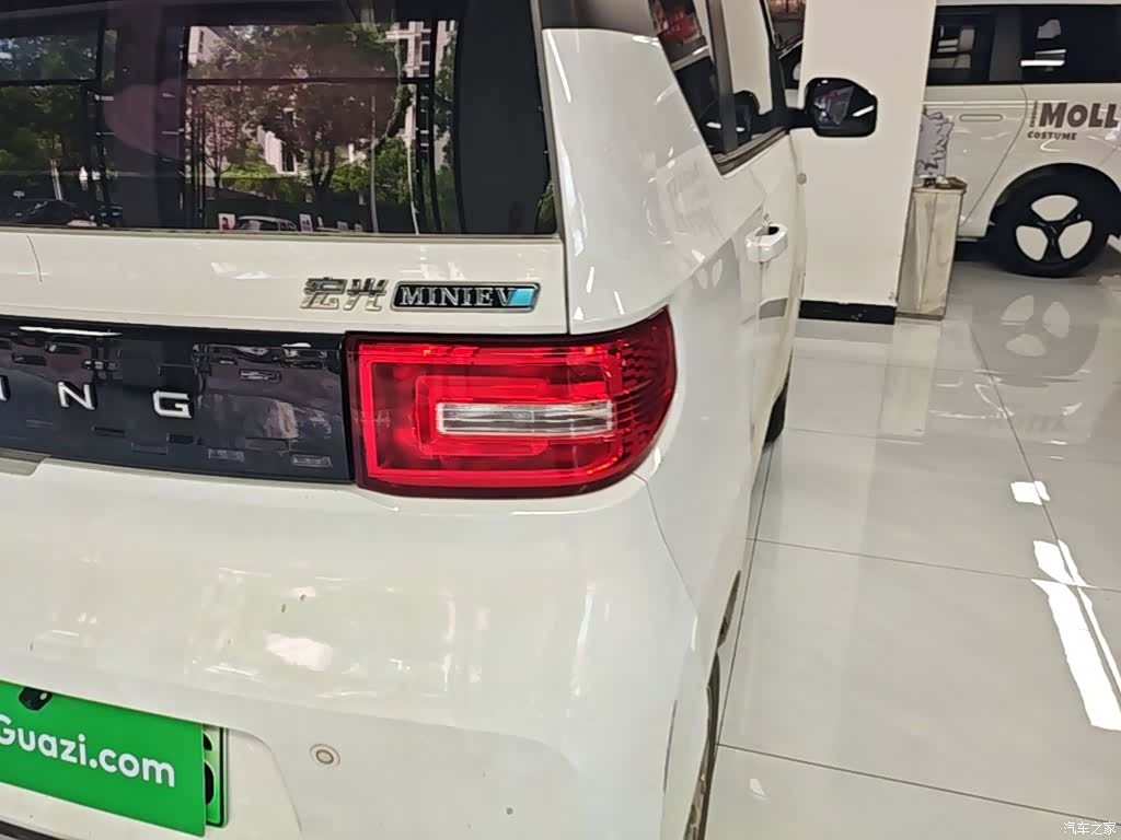Wuling MINIEV, 2021 8