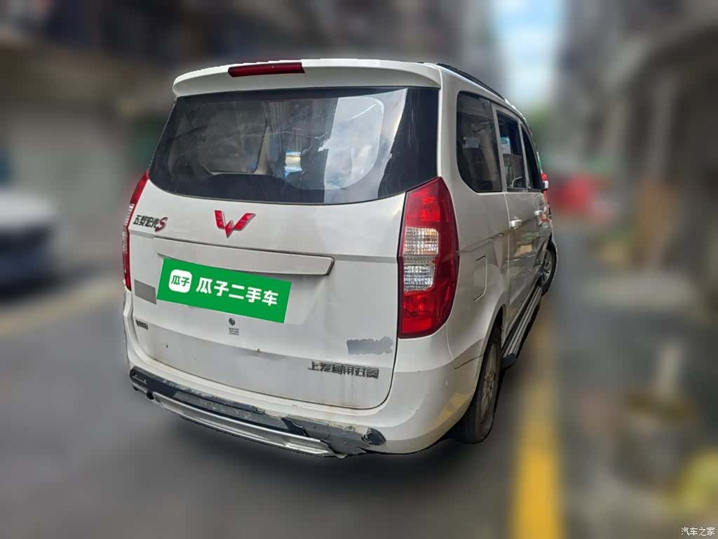 Wuling Hongguang, 2015 все фото