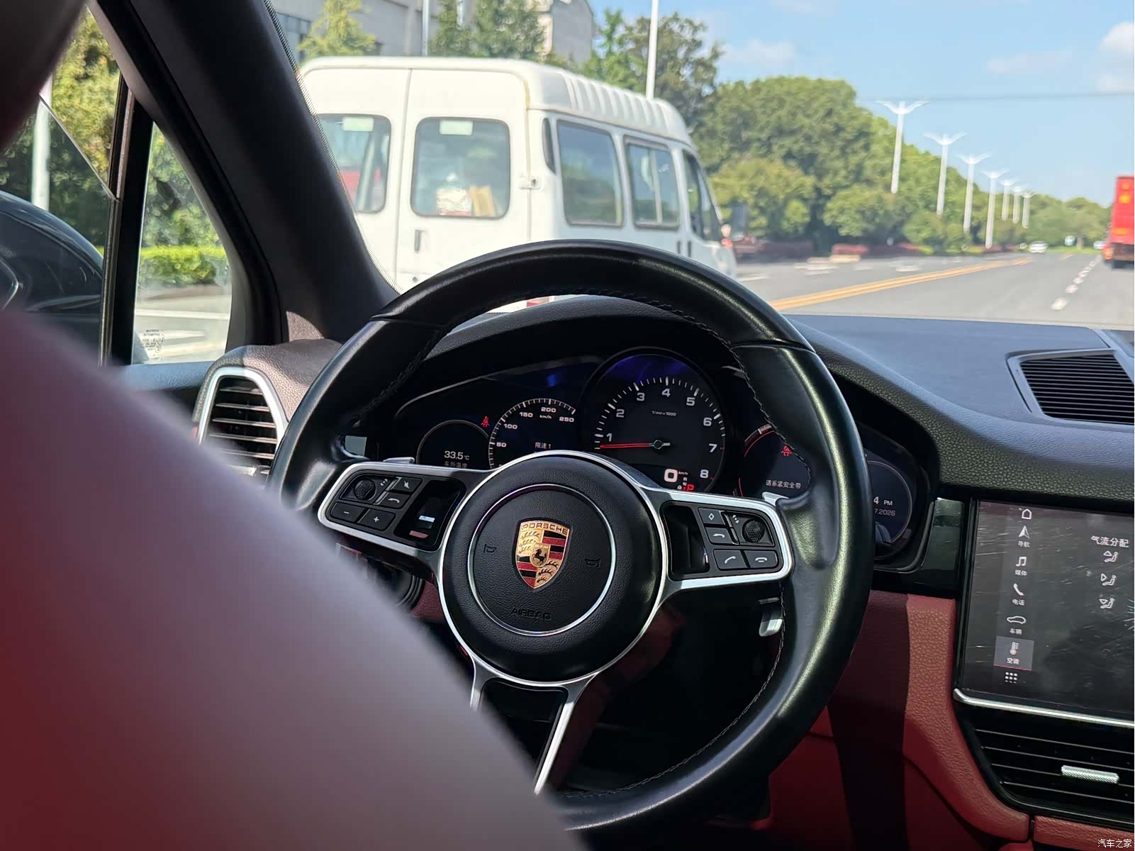 Porsche Cayenne, 2018 все фото