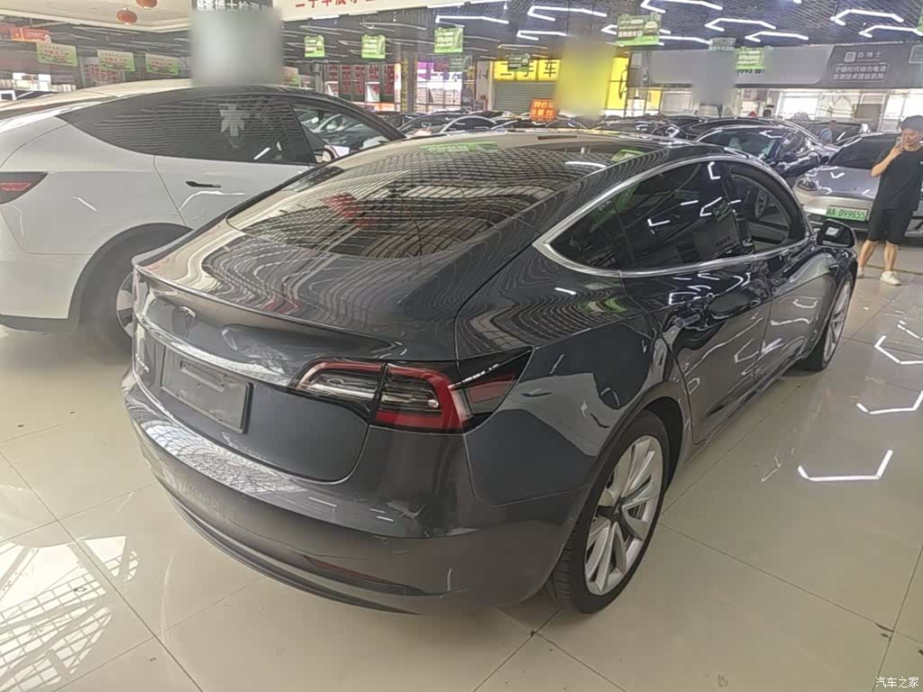 Tesla Model 3, 2019 7