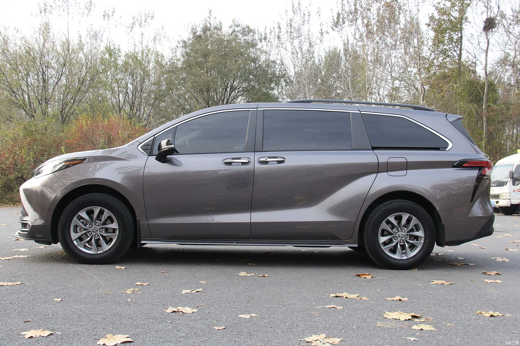 Toyota Sienna, 2022 4
