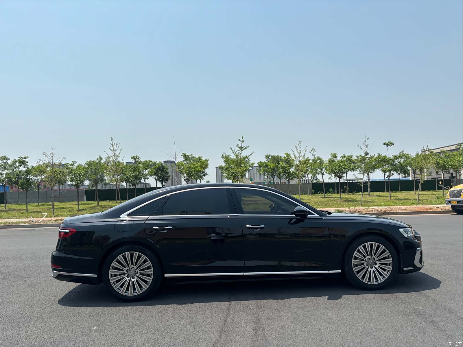 Audi A8L, 2020 8