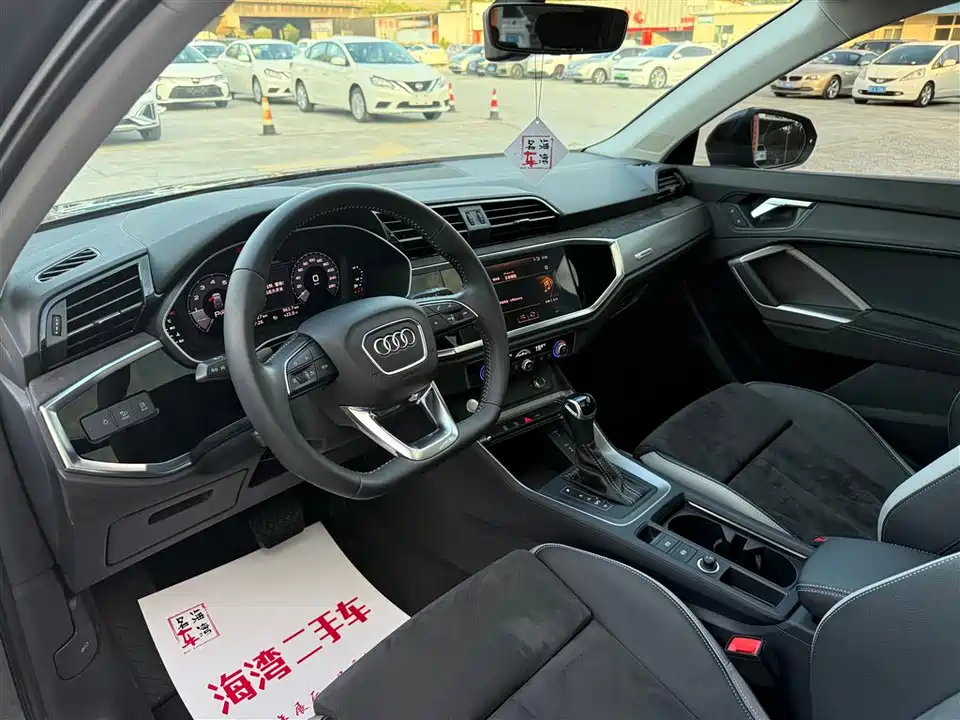 Audi Q3 Audi Q3