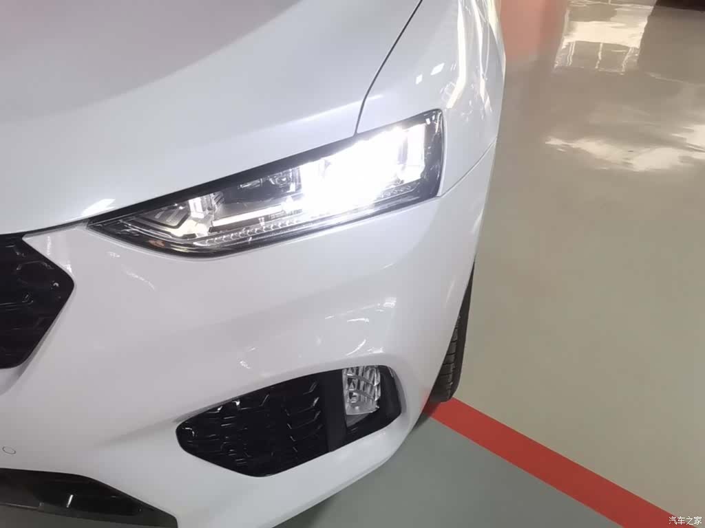 WEY VV7, 2018 24