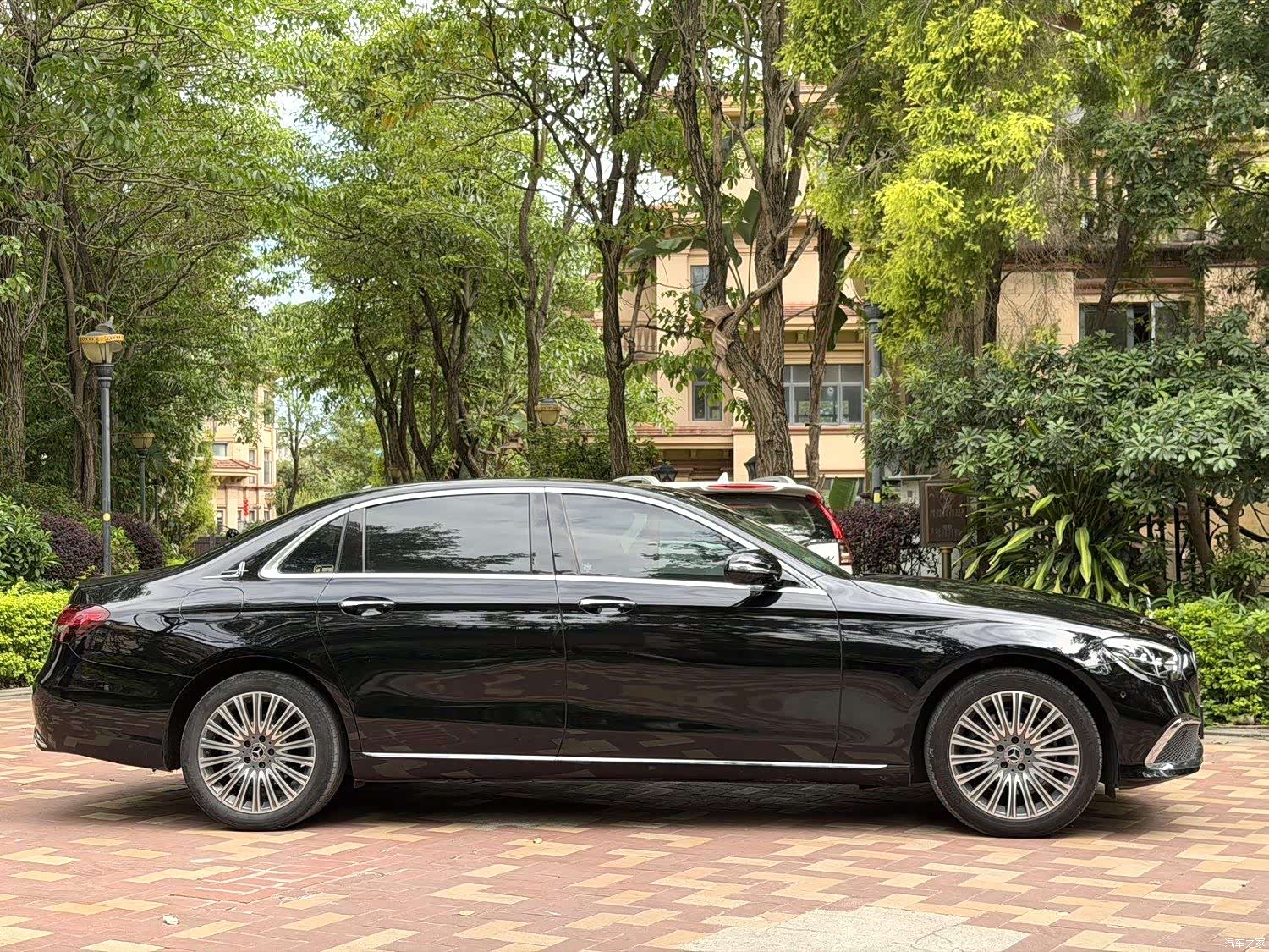 Mercedes-Benz E-Class, 2021 4