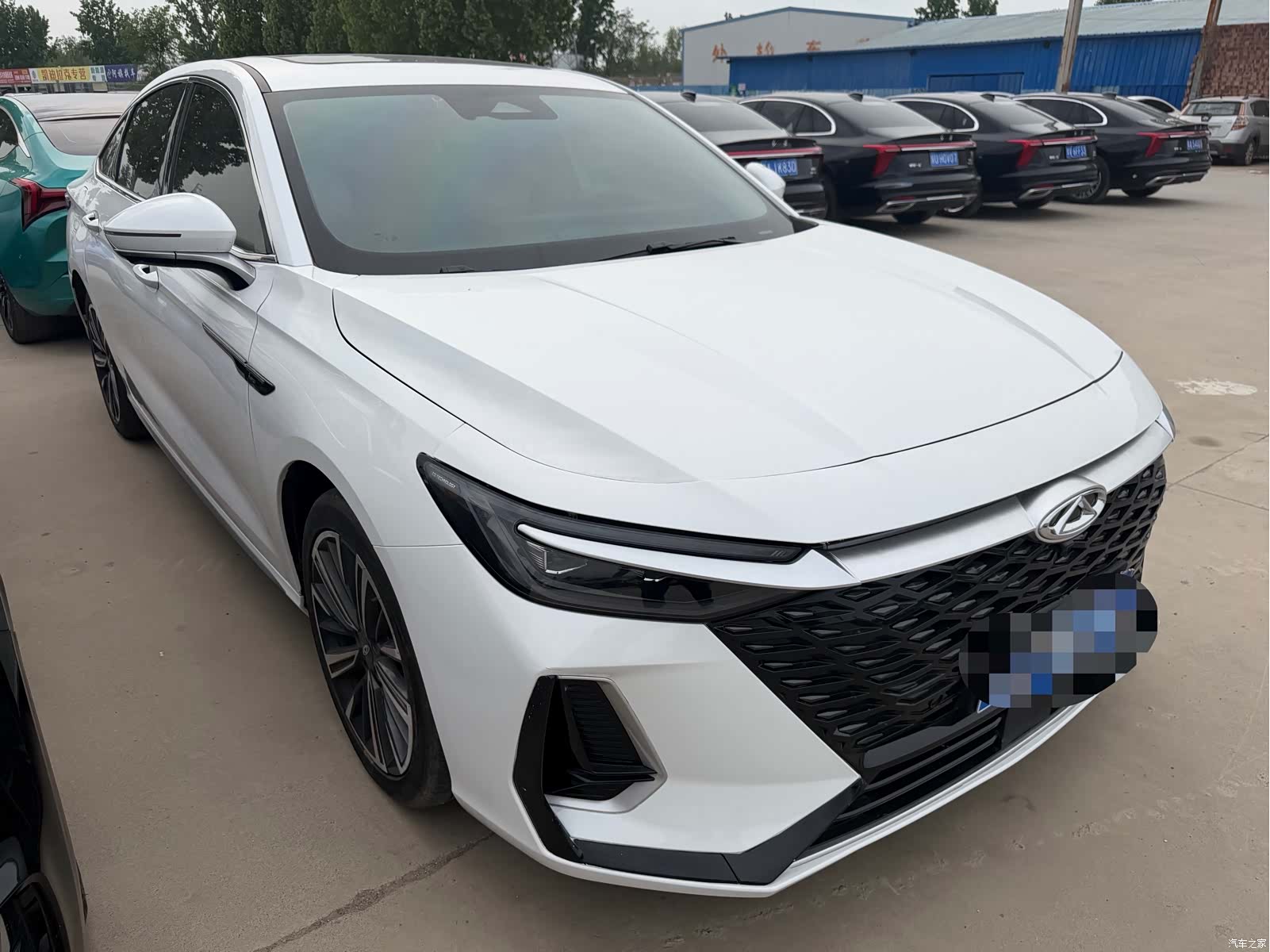 Chery Arrizo 8, 2023 3