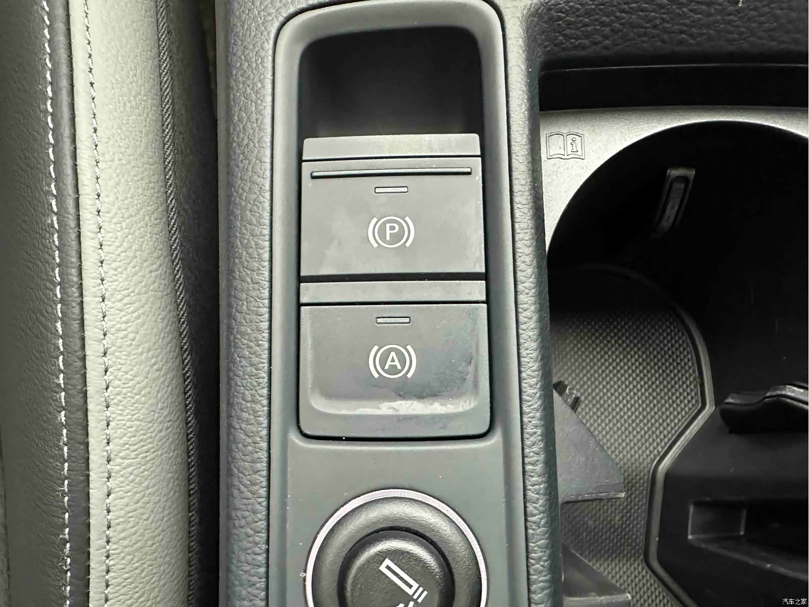 Audi Q3, 2022 16
