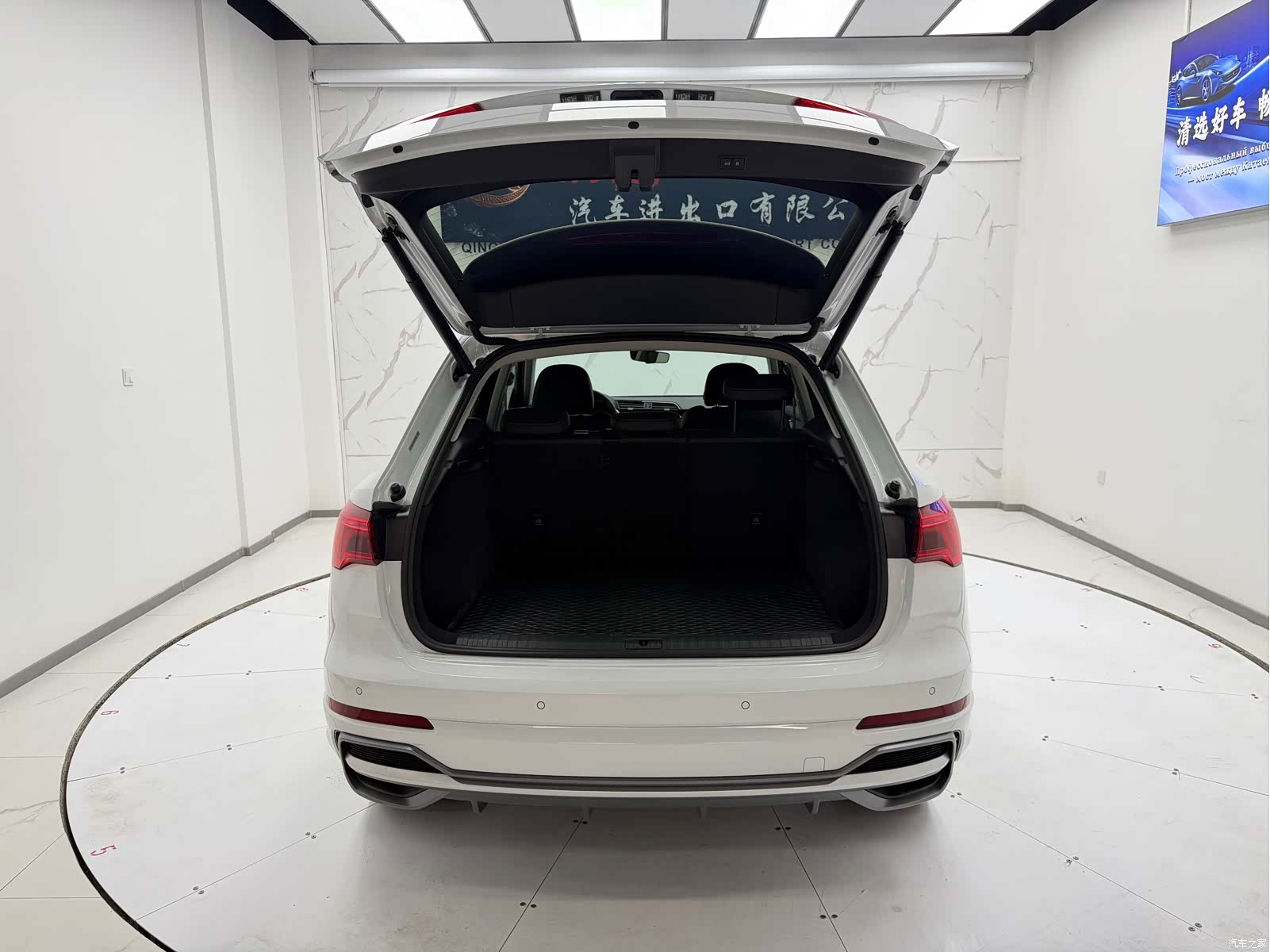 Audi Q3, 2022 9