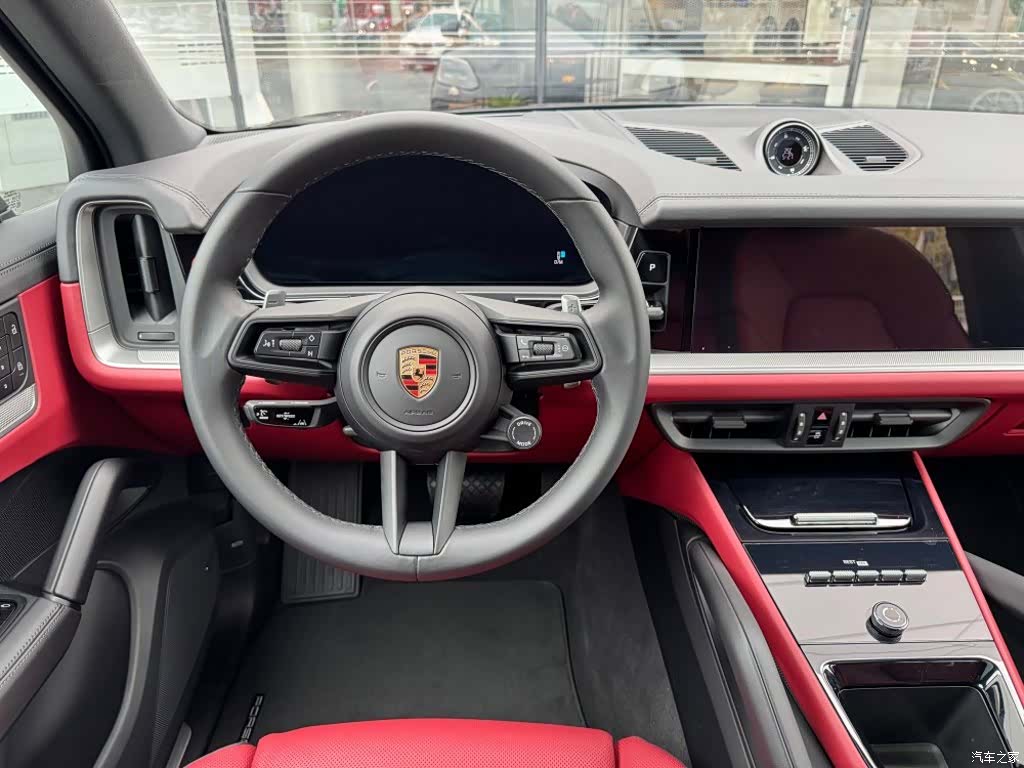 Porsche Cayenne, 2025 4