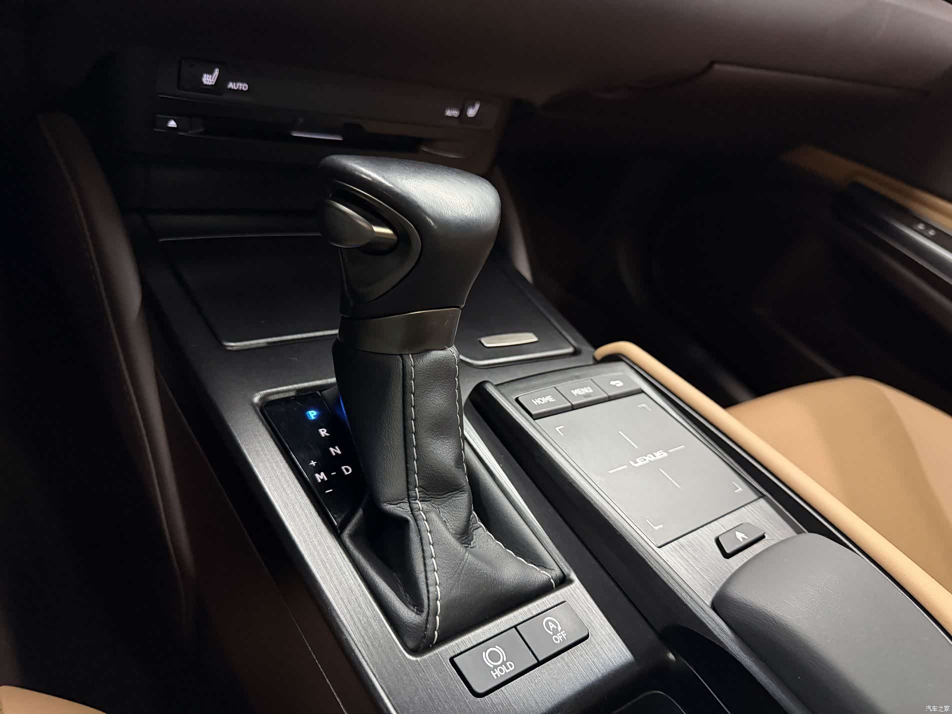 Lexus ES, 2020 17