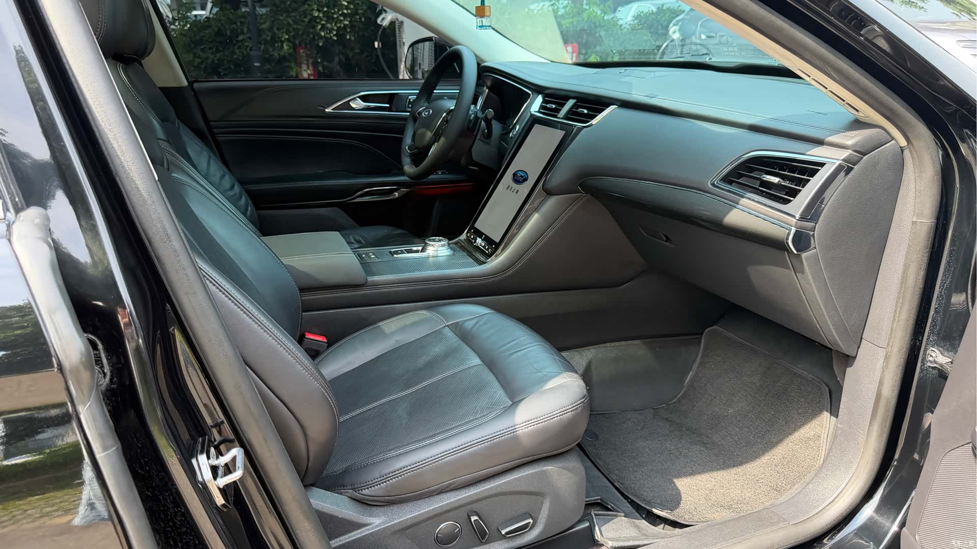 Ford Taurus, 2020 все фото