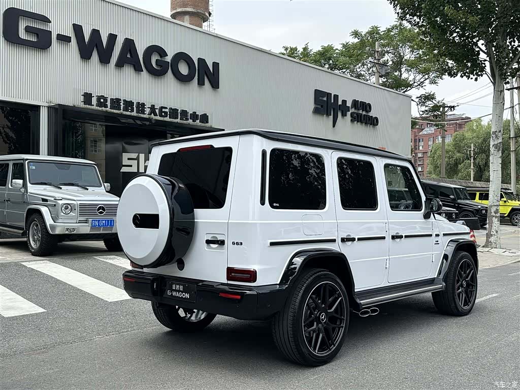Mercedes-Benz G-Class, 2023 3