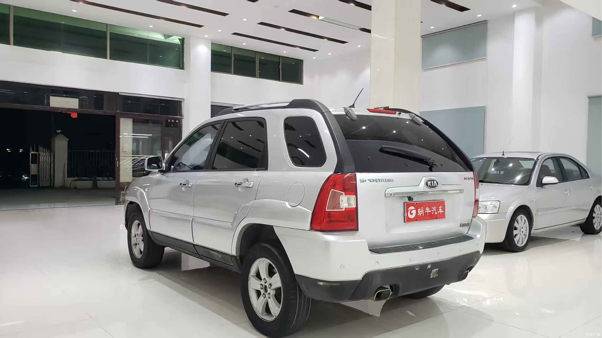 Kia GLS, 2008 11