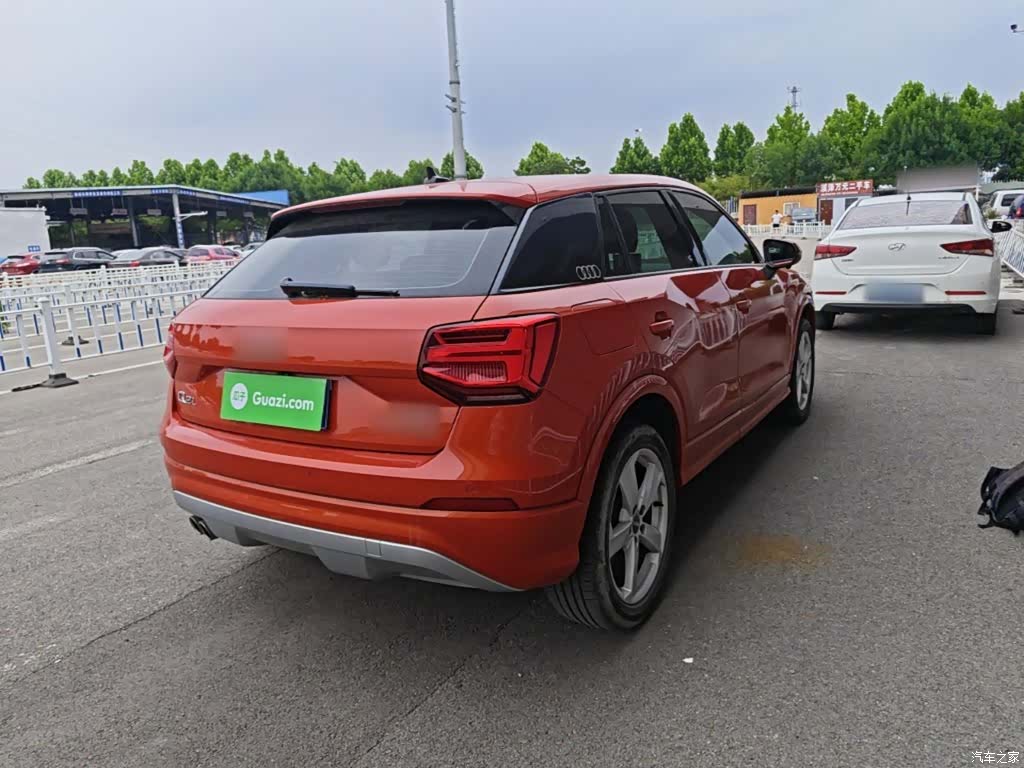Audi Q2L, 2020 7