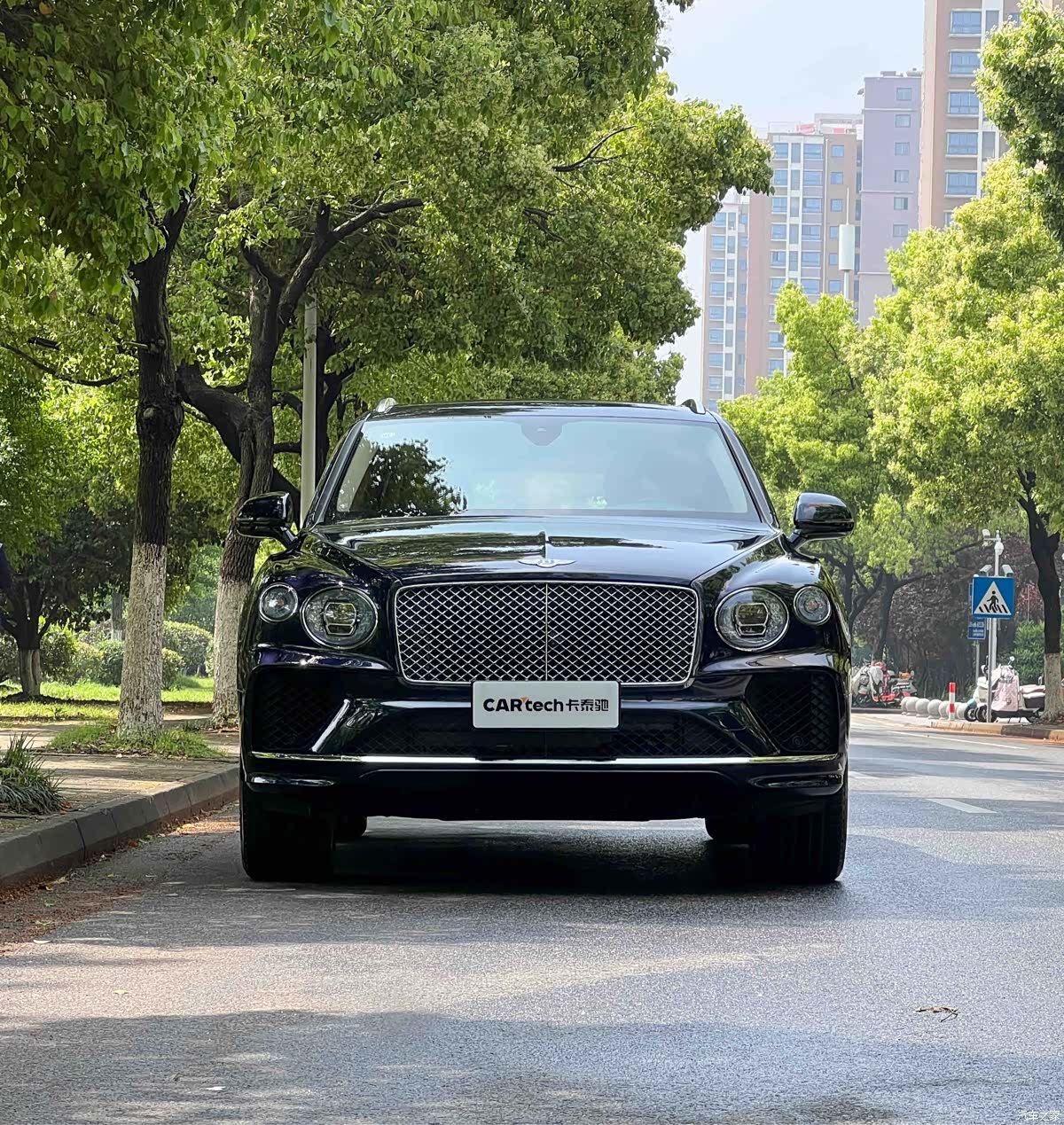 Bentley Bentayga, 2024 2