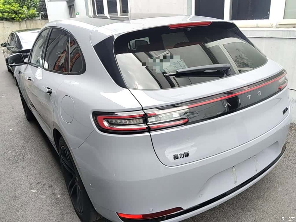 AITO M5, 2025 все фото