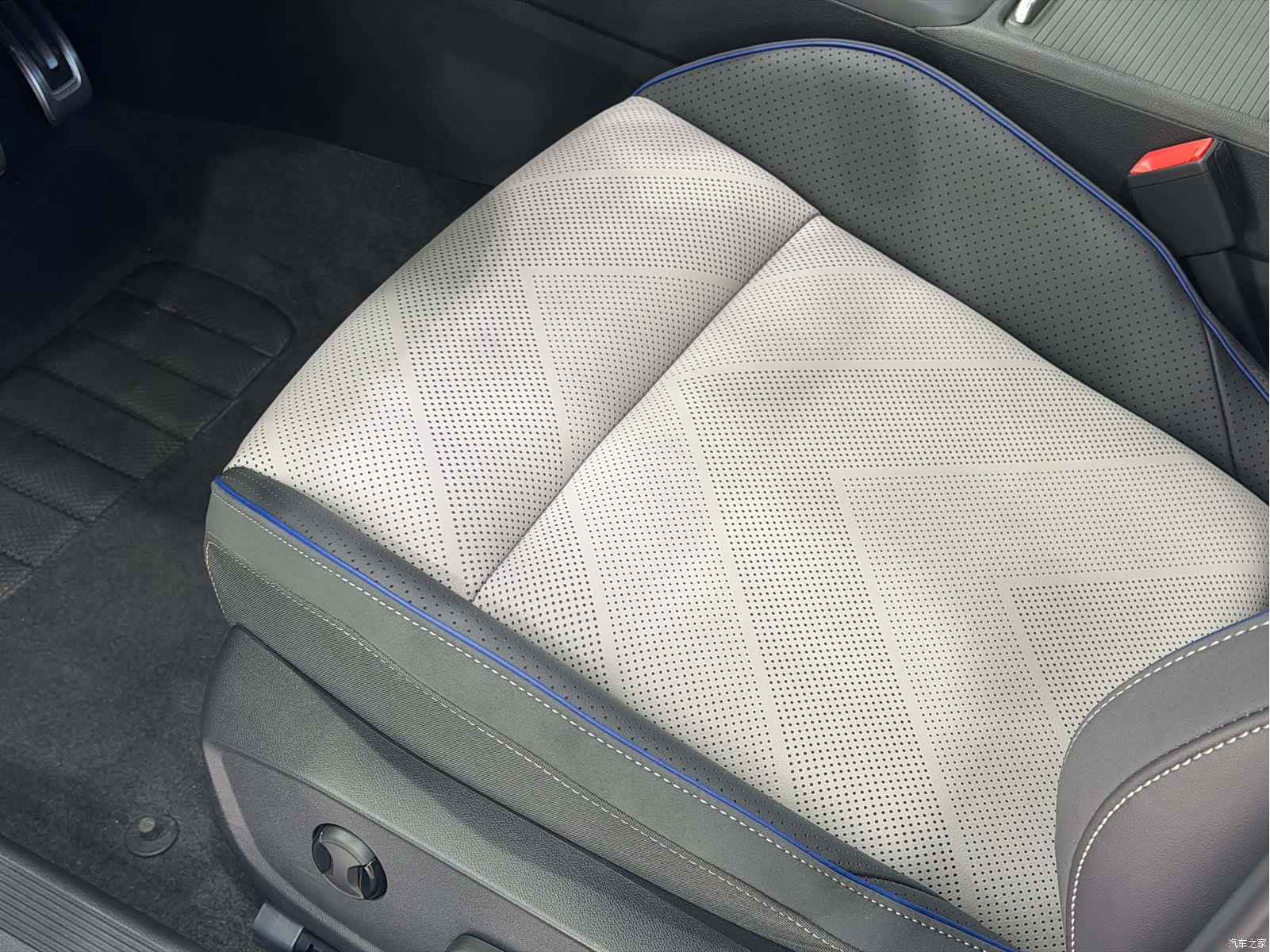 Volkswagen Golf, 2025 17