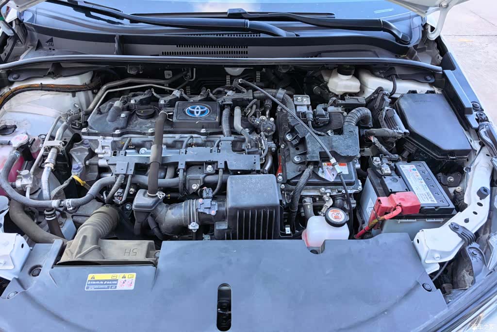Toyota Corolla, 2024 10
