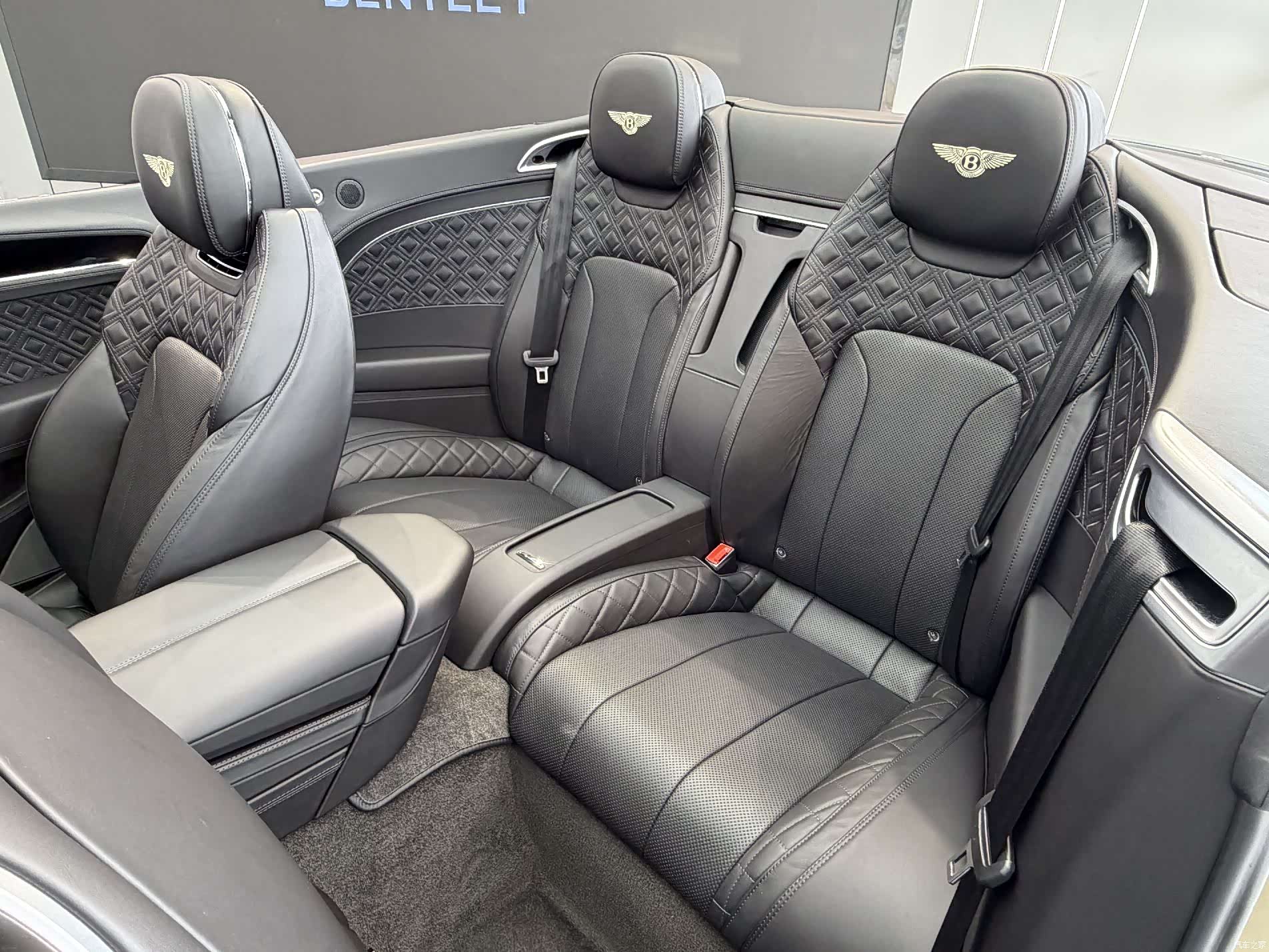 Bentley Continental GT, 2022 7