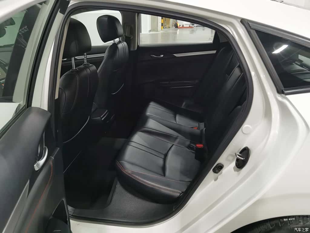 Honda Civic, 2018 15