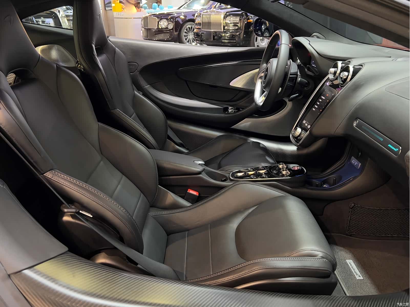 McLaren GT, 2023 22