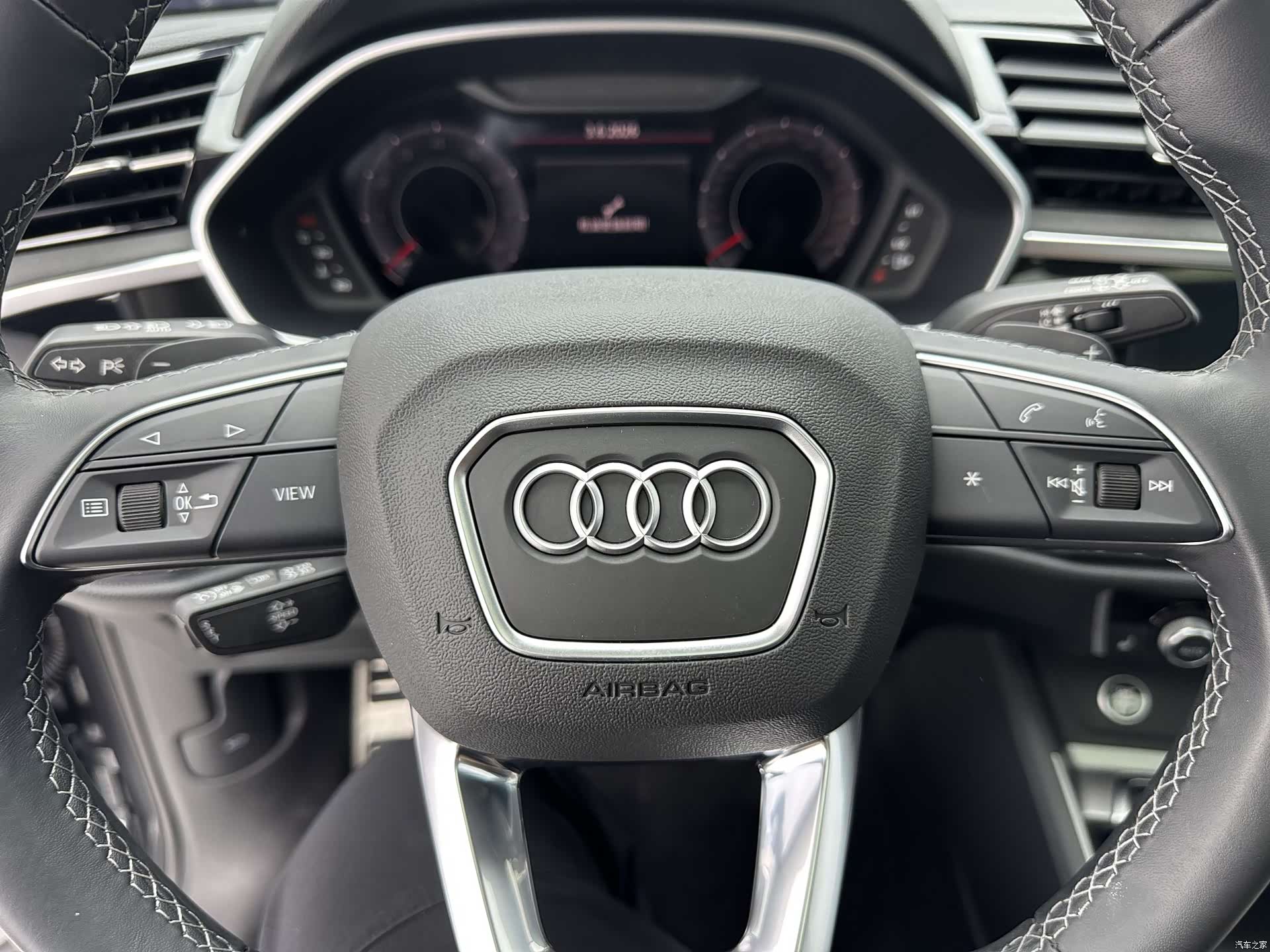 Audi Q3, 2023 14