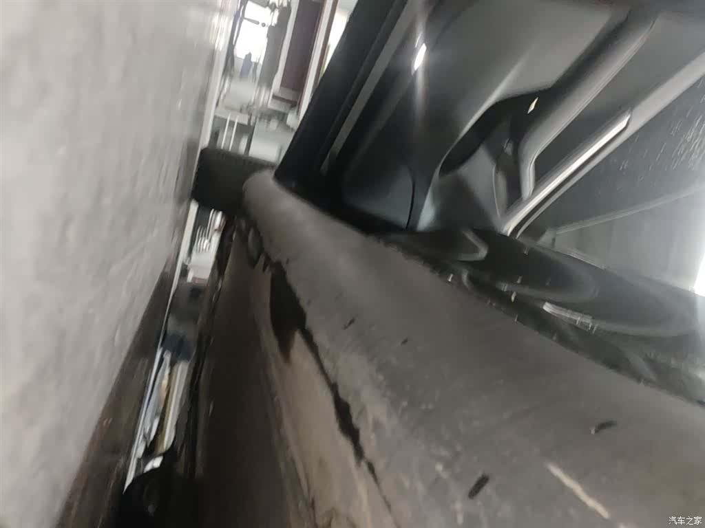 Tesla Model Y, 2023 22