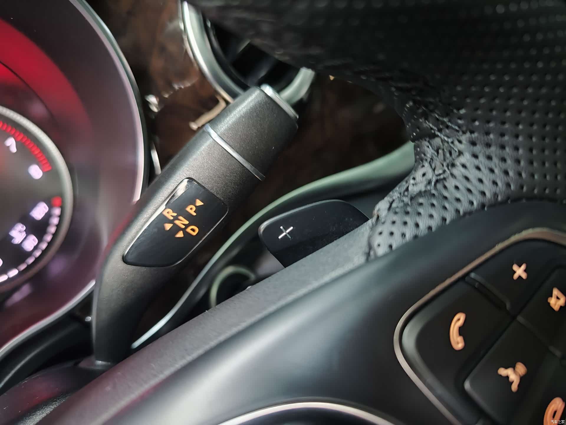 Mercedes-Benz V-Class, 2018 15