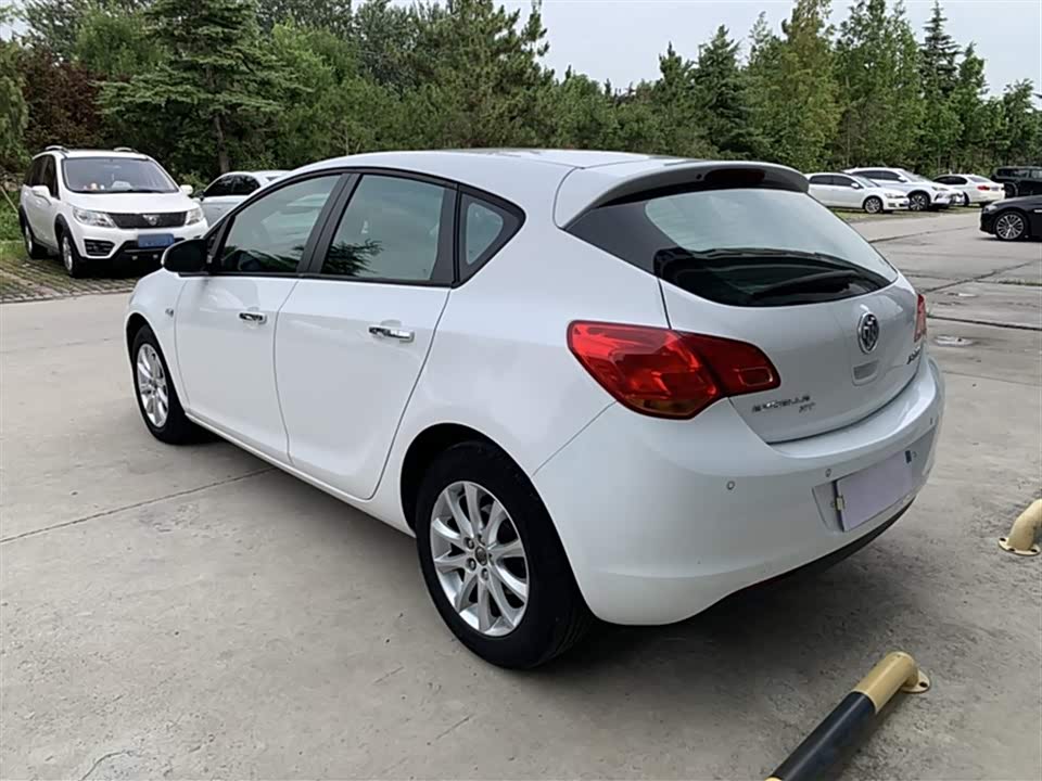 Buick Yinglang