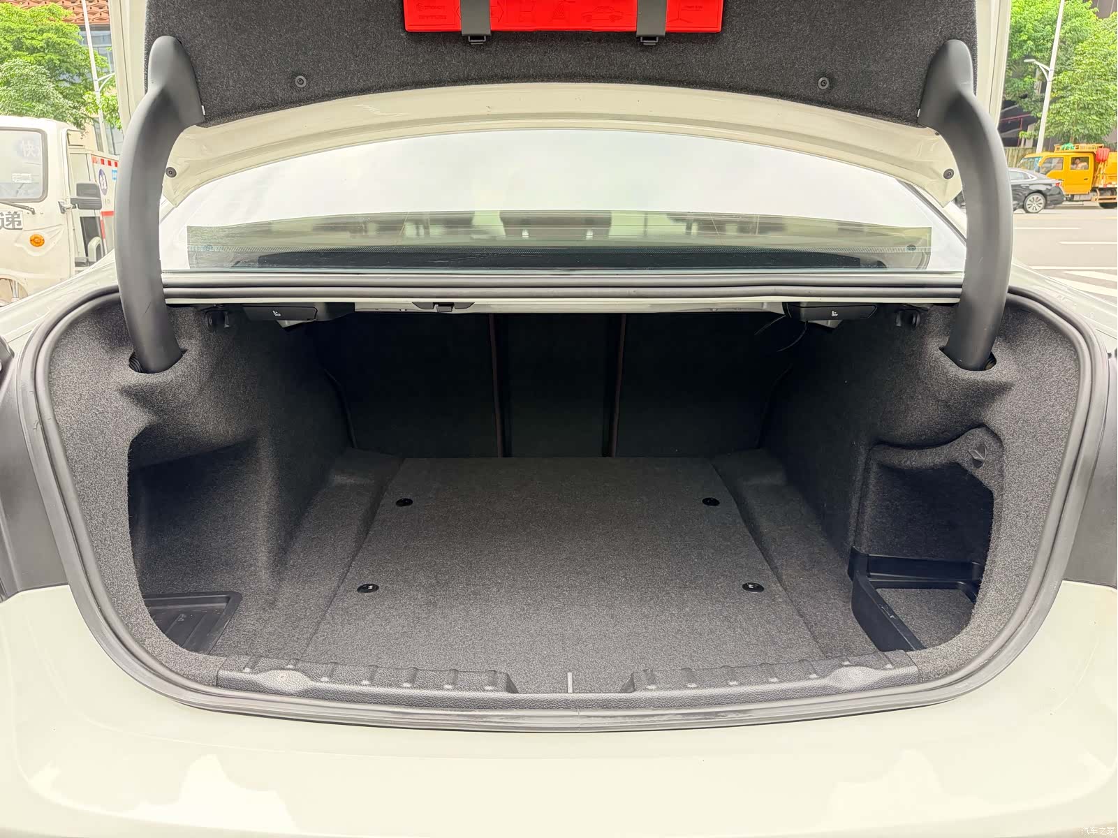 BMW 3 Series, 2019 39