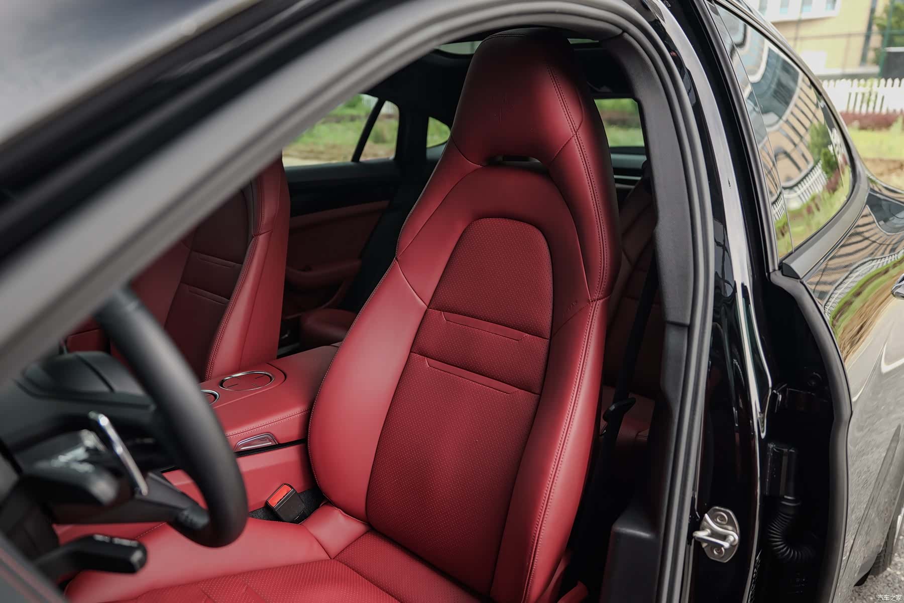 Porsche Panamera, 2022 12