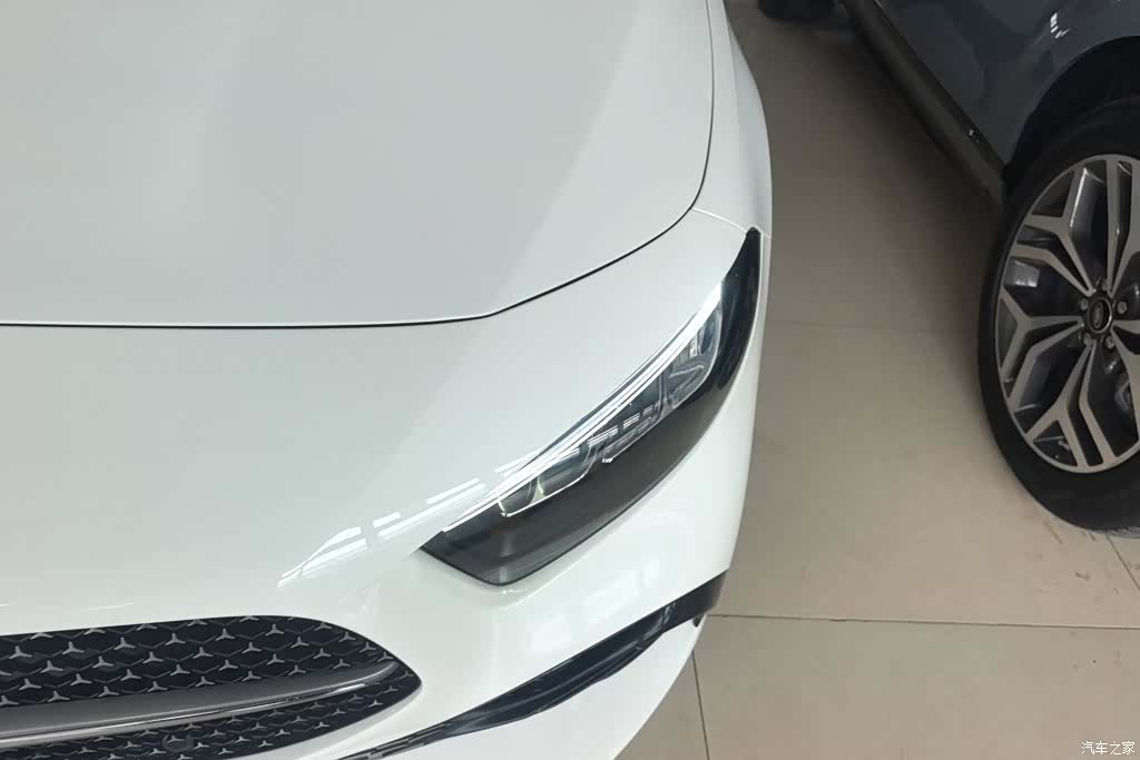 Mercedes-Benz A-Class, 2024 4