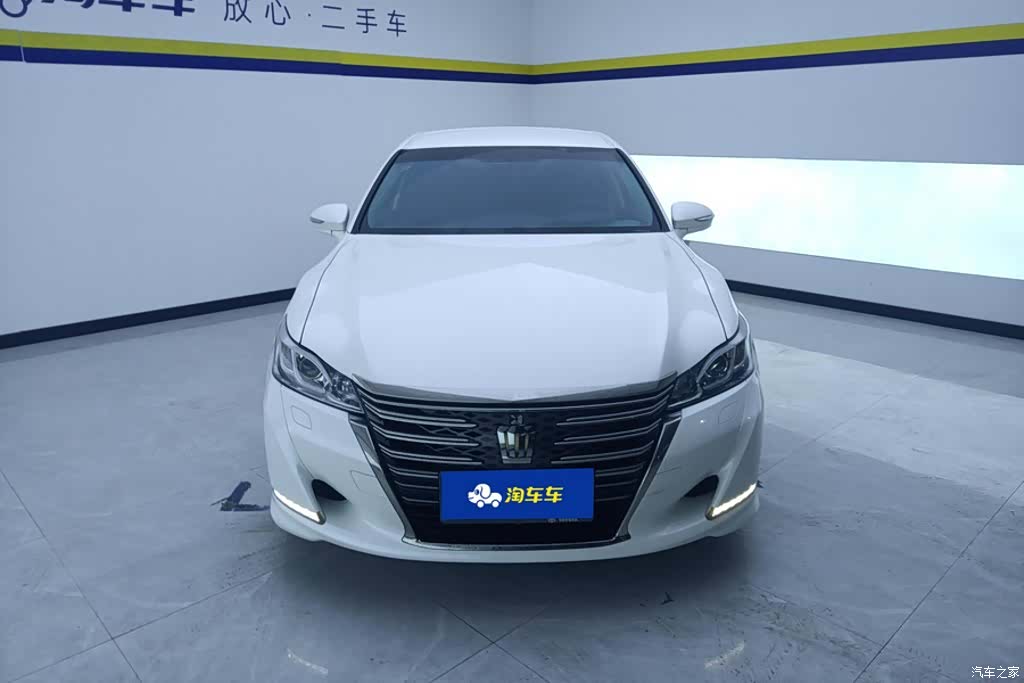 Toyota Crown, 2019 2