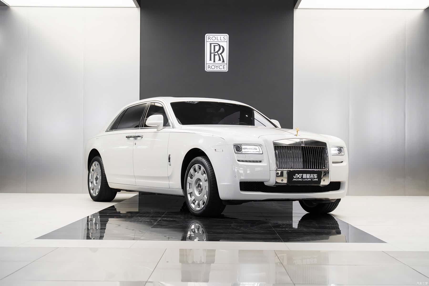 Rolls-Royce Ghost, 2014 3