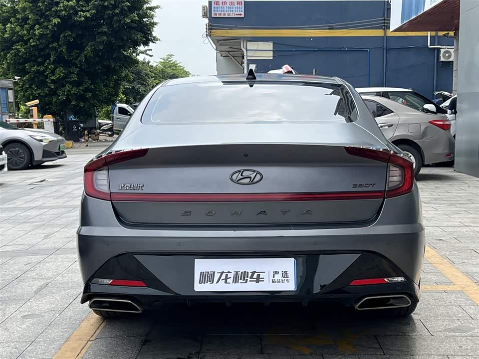Hyundai Sonata