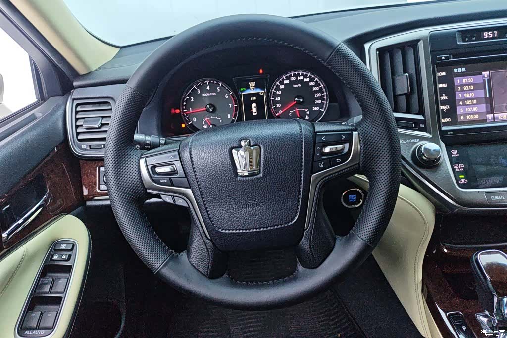 Toyota Crown, 2019 15