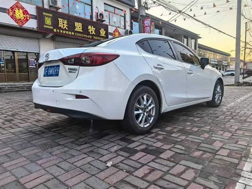 Mazda 3 Angkesaila