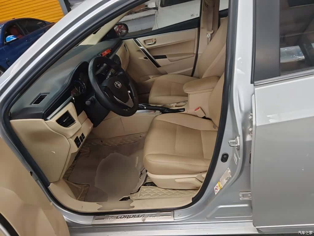 Toyota Corolla, 2015 15