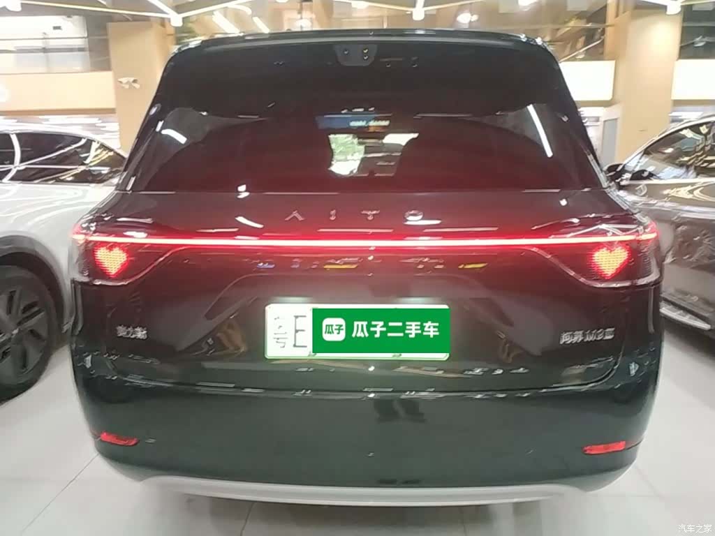AITO M9, 2025 6