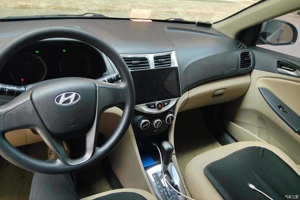 Hyundai GLX, 2014 12