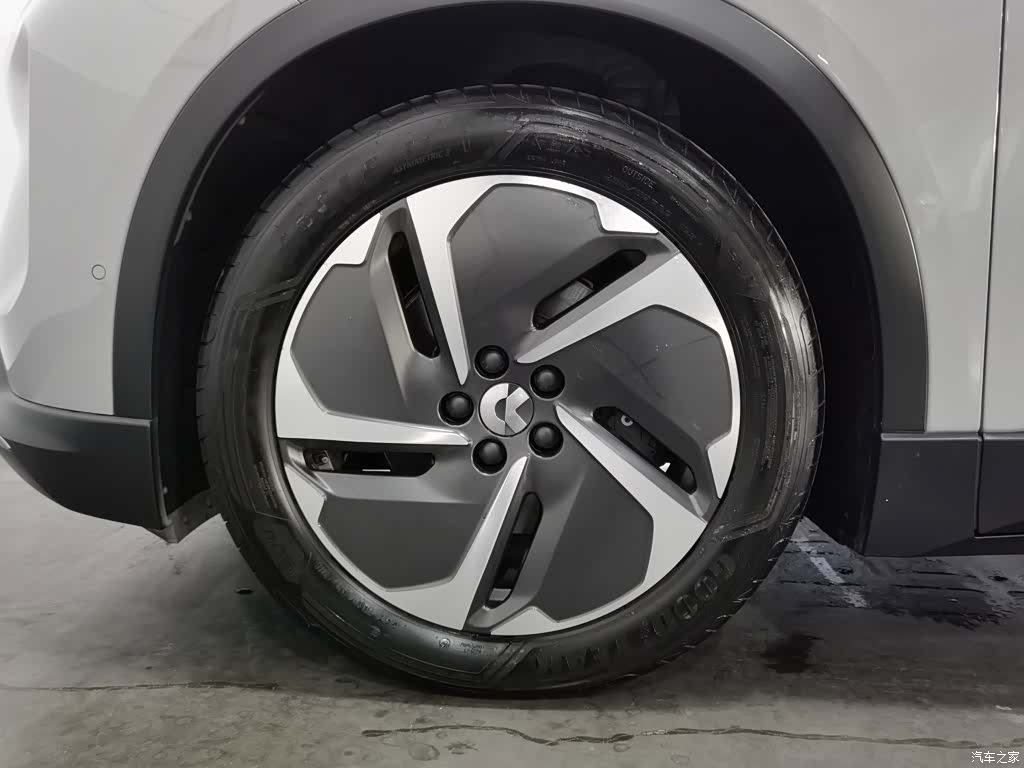 NIO ES6, 2024 17