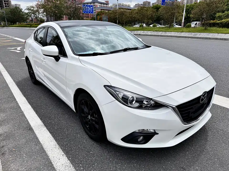 Mazda 3 Angkesaila
